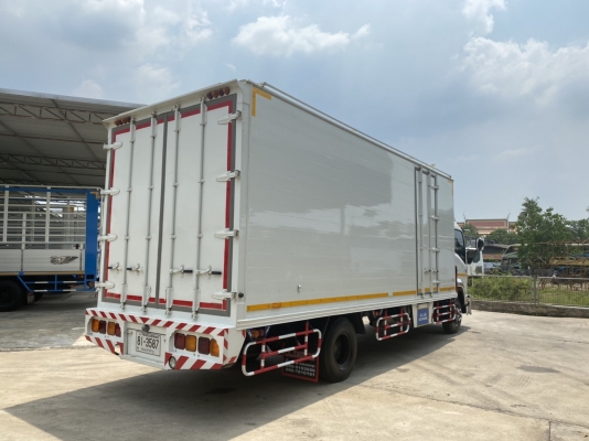ขาย 6 ล้อ ???? ISUZU FRR 190 EURO 3 รุ่นหน้าตึก ตู้ 4 บาน ยาว 6.50 เมตรวิ่ง 27,439 กิโลเมตร จดทะเบียนปี 2562 ( 2019 ) สภาพน้องๆป้ายเเดงพร้อมวิ่งหาเงินได้เลย ราคา 1,150,000. บาท.  ????????089-9192600 K ธนสพล ช่อง YouTube  Jjautocar 2   ฝากกดติดตามด้วยนะครั