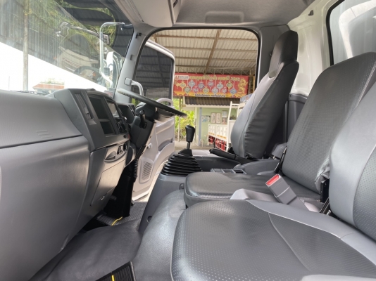 ขาย 6 ล้อ ???? ISUZU FRR 190 EURO 3 รุ่นหน้าตึก ตู้ 4 บาน ยาว 6.50 เมตรวิ่ง 27,439 กิโลเมตร จดทะเบียนปี 2562 ( 2019 ) สภาพน้องๆป้ายเเดงพร้อมวิ่งหาเงินได้เลย ราคา 1,150,000. บาท.  ????????089-9192600 K ธนสพล ช่อง YouTube  Jjautocar 2   ฝากกดติดตามด้วยนะครั