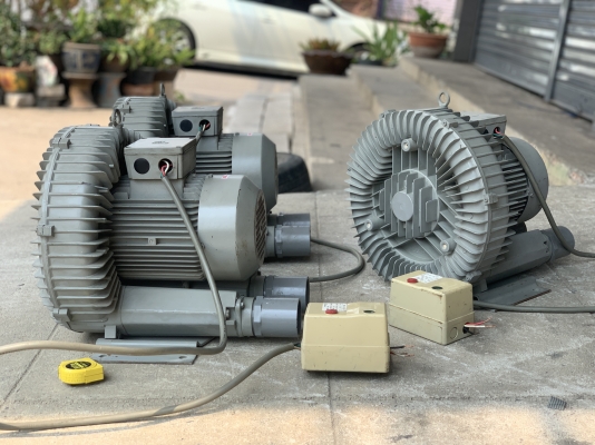 ขายริงโบลเวอร์ดูด-เป่าอากาศ Cr elec Ruey Chaang Electric 3HP. made in Taiwan ขนาดท่อ 2.5นิ้ว สภาพสวยใหม่มาก มีระบบสวิทย์ปิด-เปิดในตัว หมุนนิ่ม พร้อมใช้งาน มี 3ตัวครับ ราคาตัวละ 6,800 บาท ขายริงโบลเวอร์ดูด-เป่าอากาศ Cr elec Ruey Chaang Electric 3HP. made in Taiwan ขนาดท่อ 2.5นิ้ว สภาพสวยใหม่มาก มีระบบสวิทย์ปิด-เปิดในตัว หมุนนิ่ม พร้อมใช้งาน มี 3ตัวครับ ราคาตัวละ 6,800 บาท