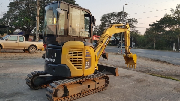 รถขุดโคมัตสุPC30MR-2 เก่าญี่ปุ่น