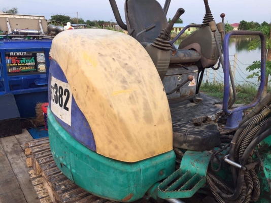 Komatsu Pc35MR-1 สภาพเก่านอก Komatsu Pc35MR-1 สภาพเก่านอก