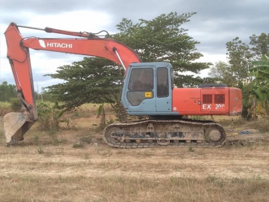 ขาย 450,000 บาท Hitachi EX200-3 Super เครื่องดี ปั้มแรง โซ่หนา เอวแน่น ไฟฟ้าครบ(ขาดมอเตอร์คันเร่ง) เอกสารเล่มทะเบียน สนใจดูรถ  ขอนแก่น โทร 092-6789-272 และ 081-263-6943