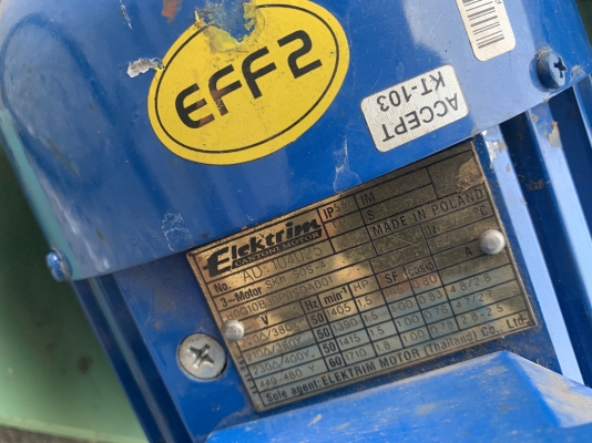 ขายพัดลมโบลเวอร์ดูดฝุ่น-ดูดอากาศ รุ่นใบพัดเหล็ก Elektrim 1.5HP. 380V   ***ของใหม่ไม่เคยใช้งาน*** ติดตั้งขาตั้งใช้งานได้เลยครับ มี 2ชุดครับ ราคาชุดละ 7,500บาท