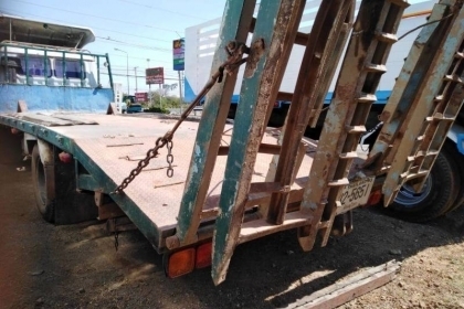 ขายรถบรรทุกหกล้อ