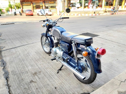 ขาย SUZUKI K125 M2 เดิมๆ เครื่องดี ระบบไฟติดครบ เซอร์วิสมาเรียบร้อย ทะเบียนแท้พร้อมโอน ราคา 39500 บาท ส่งได้ทั่วไทย  สนใจติดต่อ ☎️081-0578282 FACEBOOK ชาญณรงค์ ป๊อป ชัยอมฤต ไอดีไลน์ POPBIGBIKESAKON สนใจรถสวย ถูก ดี ต้อง POP BIGBIKE SAKONNAKHON คลิวิดีโอ h