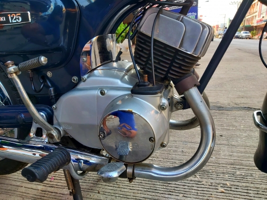 ขาย SUZUKI K125 M2 เดิมๆ เครื่องดี ระบบไฟติดครบ เซอร์วิสมาเรียบร้อย ทะเบียนแท้พร้อมโอน ราคา 39500 บาท ส่งได้ทั่วไทย  สนใจติดต่อ ☎️081-0578282 FACEBOOK ชาญณรงค์ ป๊อป ชัยอมฤต ไอดีไลน์ POPBIGBIKESAKON สนใจรถสวย ถูก ดี ต้อง POP BIGBIKE SAKONNAKHON คลิวิดีโอ h
