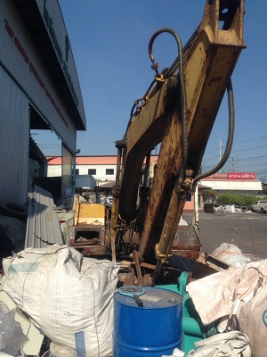 ขายด่วน KOMATSU PC100 -3 ช่วงล่างสวย เครื่องเดิมปั้มเดิม ขายตามสภาพ เดิมใช้งานได้ปกติ แต่จอดนาน เอกสารสัญญาซื้อขาย สนใจสอบถาม 093 0764943 K ตั้ม