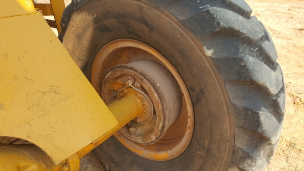 ขาย รถตัก KOMATSU JH30B เครื่องดี เกียร์ดี รถใช้งานได้ปกติ สายไฮดรอริคกรอบต้องเปลี่ยนบางเส้น ยางตามสภาพ สนใจโทรมาคุยต่อรองกันได้ ขาย รถตัก KOMATSU JH30B เครื่องดี เกียร์ดี รถใช้งานได้ปกติ สายไฮดรอริคกรอบต้องเปลี่ยนบางเส้น ยางตามสภาพ สนใจโทรมาคุยต่อรองกันได้