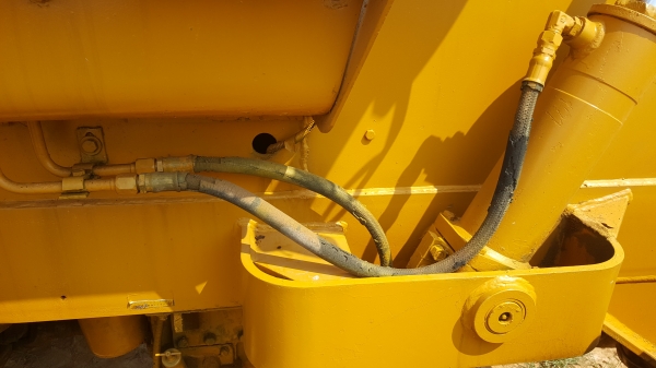 ขาย รถตัก KOMATSU JH30B เครื่องดี เกียร์ดี รถใช้งานได้ปกติ สายไฮดรอริคกรอบต้องเปลี่ยนบางเส้น ยางตามสภาพ สนใจโทรมาคุยต่อรองกันได้