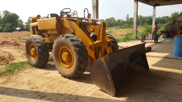 ขาย รถตัก KOMATSU JH30B เครื่องดี เกียร์ดี รถใช้งานได้ปกติ สายไฮดรอริคกรอบต้องเปลี่ยนบางเส้น ยางตามสภาพ สนใจโทรมาคุยต่อรองกันได้