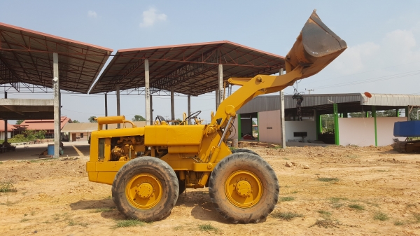 ขาย รถตัก KOMATSU JH30B เครื่องดี เกียร์ดี รถใช้งานได้ปกติ สายไฮดรอริคกรอบต้องเปลี่ยนบางเส้น ยางตามสภาพ สนใจโทรมาคุยต่อรองกันได้