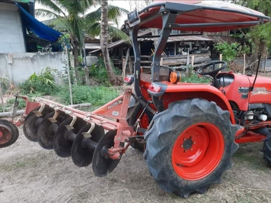 L3608SP ปี2557 2ชิ้นครับ