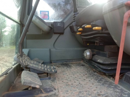 ขาย 995,000 บาท VOLVO EC210B PRIME ปี 2012 ทำงาน 9,555 ชม สภาพพร้อมใช้ เอกสารเล่มทะเบียนพร้อมโอน ภาษ