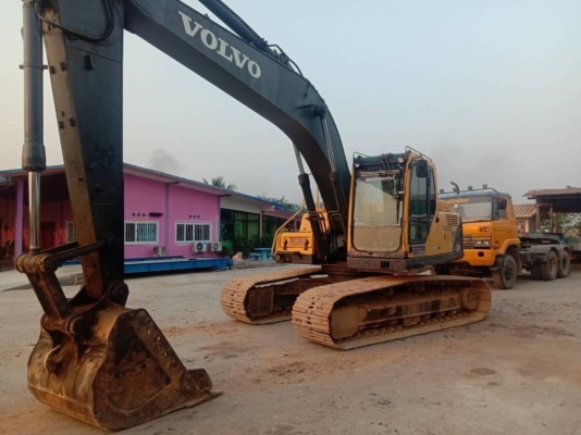 ขาย 995,000 บาท VOLVO EC210B PRIME ปี 2012 ทำงาน 9,555 ชม สภาพพร้อมใช้ เอกสารเล่มทะเบียนพร้อมโอน ภาษ ขาย 995,000 บาท VOLVO EC210B PRIME ปี 2012 ทำงาน 9,555 ชม สภาพพร้อมใช้ เอกสารเล่มทะเบียนพร้อมโอน ภาษ