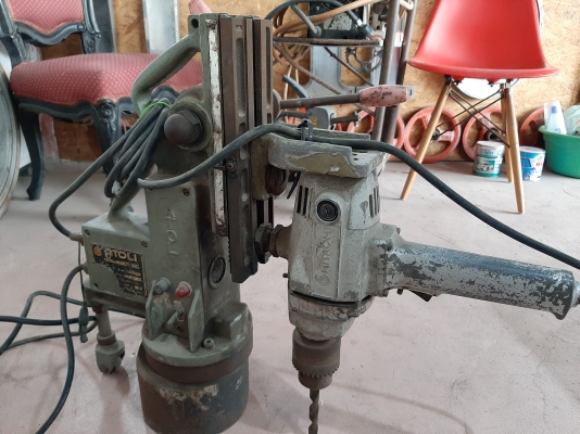 สว่านแท่นแม่เหล็ก