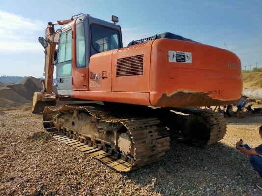 ขายรถแบคโฮฮิตาชิ ZX 200-1 โซ่หนาไฟฟ้าเต็ม ขายรถแบคโฮฮิตาชิ ZX 200-1 โซ่หนาไฟฟ้าเต็ม