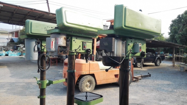 สว่านแท่นใต้หวัน เข้าใหม่ 3 ตัว รุ่นตัวสูง 170 cm ใช้ไฟบ้าน 2 สาย 220V