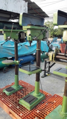 สว่านแท่นใต้หวัน เข้าใหม่ 3 ตัว รุ่นตัวสูง 170 cm ใช้ไฟบ้าน 2 สาย 220V