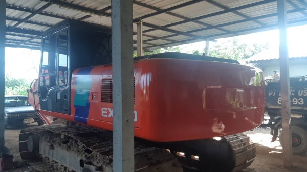 ขายรถแบคโฮ HITACHI EX200-3 สวยเดิมๆไฟฟ้าครบ