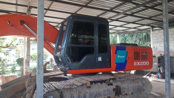 ขายรถแบคโฮ HITACHI EX200-3 สวยเดิมๆไฟฟ้าครบ