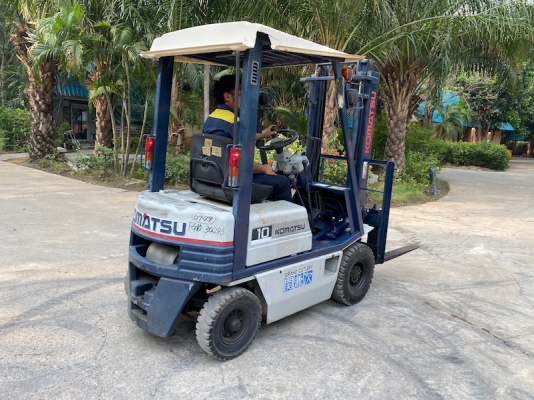 (โคตรสวย)ขายFORKLIFT KOMATSU FG10-15(1.ตัน) สวยเดิมจากญี่ปุ่น ยังไม่เคยใช้ในไทย 99,000เท่านั้น!!