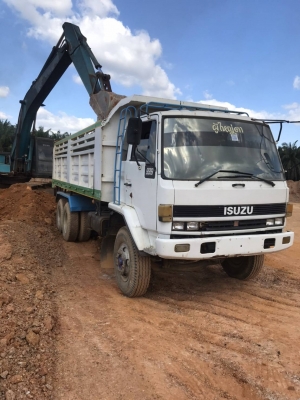 ⭐(ขายเหมา2คัน)Isuzu Rock210 ปี39+Hino226ปี28-220แรงม้า รถวิ่งงานอยู่ เจ้าของขายเอง
