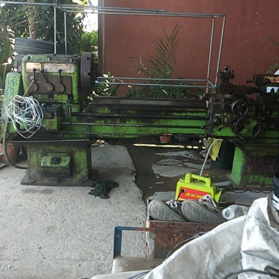 ขายกลึงยาว8ฟุตสวิงคอ850 รูผ่าน3นิ้วของยุโรปราคาเบาๆๆคับ