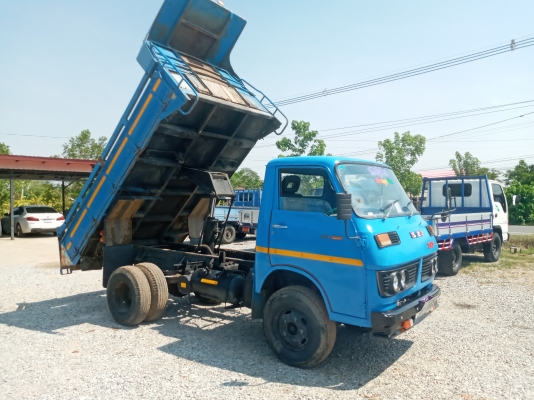 ขายครับ//รถบรรทุก 6 ล้อดั้ม ISUZU ELF 85 HP รถพร้อมใช้งาน ราคาประหยัด
