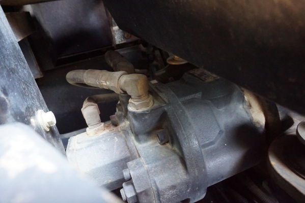 ขายรถแบคโฮ KOBELCO SK40SR-3 ตู้เก๋ง รุ่นใหม่ไว รถสวยพร้อมใช้งาน 081-8581834 แบงค์