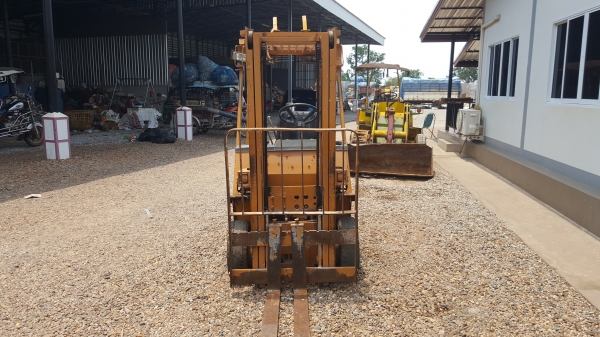 ขาย รถฟอร์คลิฟต์ ขนาด 1 ตัน TOYOTA 4FG10 เครื่องยนต์เบนซิน เสาสูง 3 เมตร รถจอดไว้นาน ขายตามสภาพครับ ขาย รถฟอร์คลิฟต์ ขนาด 1 ตัน TOYOTA 4FG10 เครื่องยนต์เบนซิน เสาสูง 3 เมตร รถจอดไว้นาน ขายตามสภาพครับ