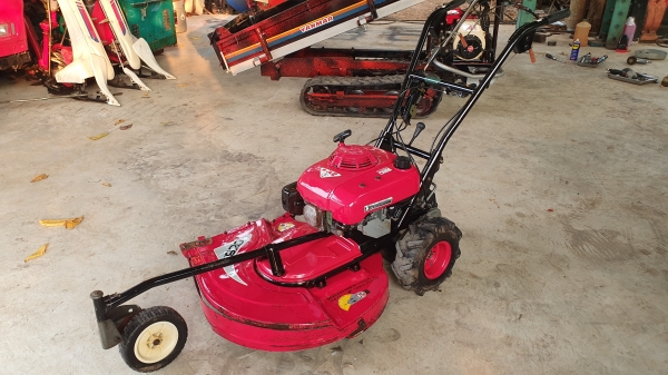 รถตัดหญ้าเดินตาม