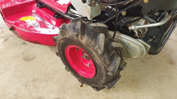 รถตัดหญ้าเดินตาม