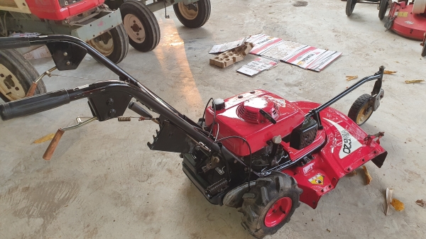 รถตัดหญ้าเดินตาม