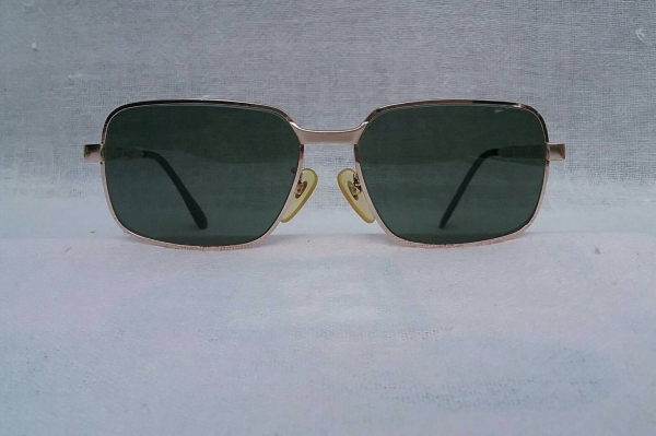 แว่นตาทองโกลด์ฟิลด์ 12 K สัดส่วนทองคำบริสุทธิ์ 50\% เจแปนิสแฮนด์เมดทศวรรษ 1970&#039;s ***เลนส์กระจกค