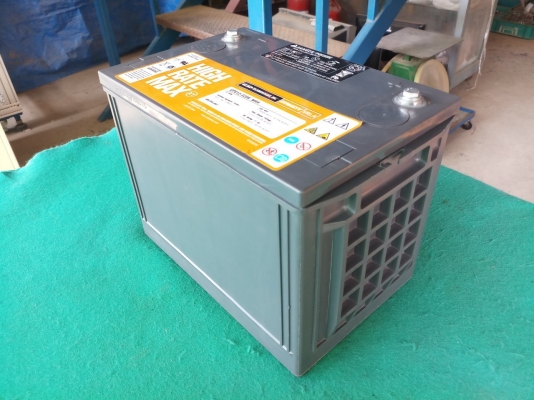 แบตเตอรี่แห้ง 12V 77A ค่า CCA ดีมาก ค่าประมาณ 900 กว่าๆค่ะ สภาพสวย ใช้งานสำรองไฟ ,โซล่าเซลส์ หรือจะใ