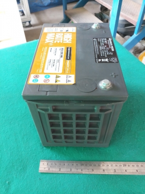 แบตเตอรี่แห้ง 12V 77A ค่า CCA ดีมาก ค่าประมาณ 900 กว่าๆค่ะ สภาพสวย ใช้งานสำรองไฟ ,โซล่าเซลส์ หรือจะใ แบตเตอรี่แห้ง 12V 77A ค่า CCA ดีมาก ค่าประมาณ 900 กว่าๆค่ะ สภาพสวย ใช้งานสำรองไฟ ,โซล่าเซลส์ หรือจะใ