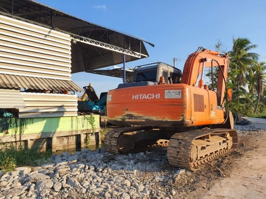 ขายจ้า..HITACHI ZX120-1 เก่าใน สวย ใช้งานมา 8xxxชั่วโมง พร้อมใช้ โทร 089-3918694 จ๊อย ขายจ้า..HITACHI ZX120-1 เก่าใน สวย ใช้งานมา 8xxxชั่วโมง พร้อมใช้ โทร 089-3918694 จ๊อย