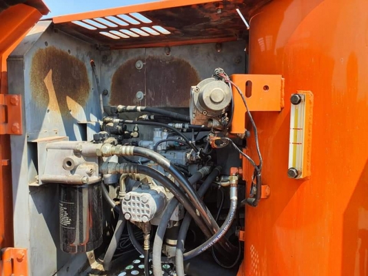 ขายจ้า..HITACHI ZX120-1 เก่าใน สวย ใช้งานมา 8xxxชั่วโมง พร้อมใช้ โทร 089-3918694 จ๊อย ขายจ้า..HITACHI ZX120-1 เก่าใน สวย ใช้งานมา 8xxxชั่วโมง พร้อมใช้ โทร 089-3918694 จ๊อย