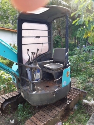 HITAHI EX30UR ปั้มนี้วคอลโทรลสั้นมีระบบลากพ่วงสวย HITAHI EX30UR ปั้มนี้วคอลโทรลสั้นมีระบบลากพ่วงสวย