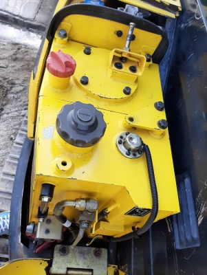 ขายรถแบคโฮ HYUNDAI 35Zสวยเดิมๆเอกสารทะเบียน ขายรถแบคโฮ HYUNDAI 35Zสวยเดิมๆเอกสารทะเบียน