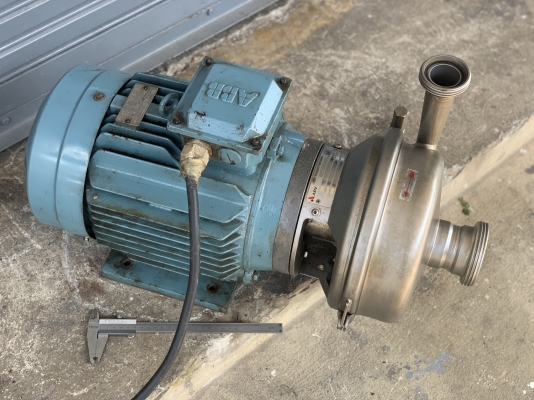 ขายปั๊มน้ำหัวสแตนเลส 316L APV(SPX Flow) model W+55/35 ขนาด 10HP. 380V แบบใบเปิด สภาพสวยใหม่มาก หมุนนิ่ม พร้อมใช้งาน ใช้ในงานผลิตอาหาร หรือเครื่องดื่มได้ดี เปิดล้างทำความสะอาดง่าย ขายปั๊มน้ำหัวสแตนเลส 316L APV(SPX Flow) model W+55/35 ขนาด 10HP. 380V แบบใบเปิด สภาพสวยใหม่มาก หมุนนิ่ม พร้อมใช้งาน ใช้ในงานผลิตอาหาร หรือเครื่องดื่มได้ดี เปิดล้างทำความสะอาดง่าย