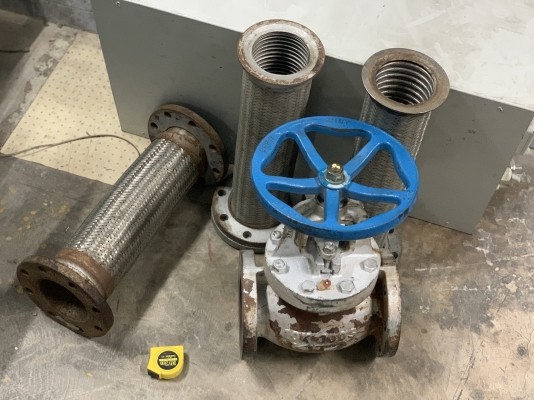 ขายปั๊มน้ำหัวสแตนเลส 316L APV(SPX Flow) model W+55/35 ขนาด 10HP. 380V แบบใบเปิด สภาพสวยใหม่มาก หมุนนิ่ม พร้อมใช้งาน ใช้ในงานผลิตอาหาร หรือเครื่องดื่มได้ดี เปิดล้างทำความสะอาดง่าย ขายปั๊มน้ำหัวสแตนเลส 316L APV(SPX Flow) model W+55/35 ขนาด 10HP. 380V แบบใบเปิด สภาพสวยใหม่มาก หมุนนิ่ม พร้อมใช้งาน ใช้ในงานผลิตอาหาร หรือเครื่องดื่มได้ดี เปิดล้างทำความสะอาดง่าย