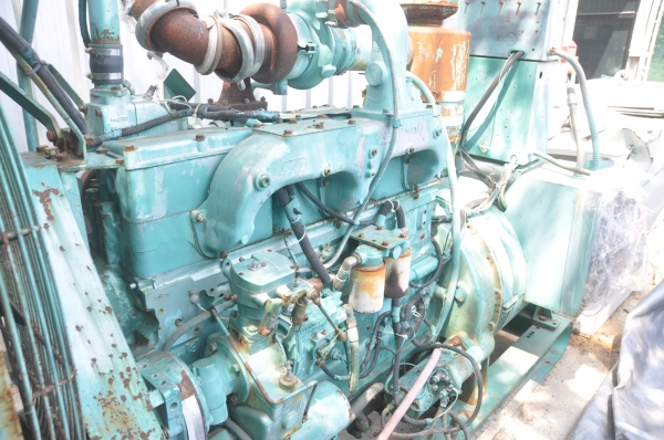 ขาย เครื่องปั่นไฟ generator Cumim Onan 250 kw ขาย เครื่องปั่นไฟ generator Cumim Onan 250 kw