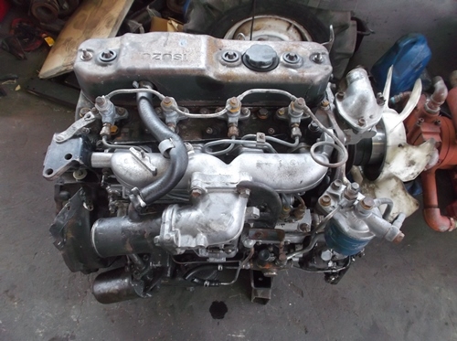 ขายเครื่อง ISUZU 4BD1  115แรง  เครื่องดี พร้อมใช้  ไม่มีใบคุมเครื่อง
