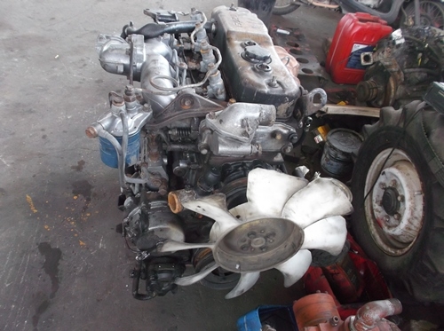 ขายเครื่อง ISUZU 4BD1  115แรง  เครื่องดี พร้อมใช้  ไม่มีใบคุมเครื่อง
