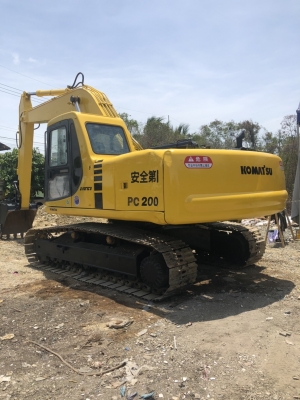 KOMATSU PC200-6 เครื่องดี ปั้มดีแรงเร็ว เอวแน่น แห้งดี เอกสารซื้อขายสภาพสวย