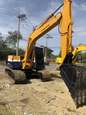 KOMATSU PC120-5 เครื่องปั้มดีมากแรงดี ช่วงล่างเต็มแห้งทั้งคัน แอร์เย็นไฟตัดจอกล่องยังอยู่ครบ เอกสารซื้อขาย