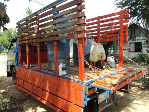 ขายรถผมเองรถบรรทุกสี่ล้อELF85HP ผมทำสีให้ใหม่และแต่งให้พร้อม ใช้ในกาลเกษรมีทะเบียนวิ่งทางใกลได้ครับ