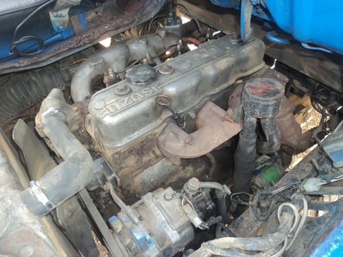 ขายรถผมเองรถบรรทุกสี่ล้อELF85HP ผมทำสีให้ใหม่และแต่งให้พร้อม ใช้ในกาลเกษรมีทะเบียนวิ่งทางใกลได้ครับ