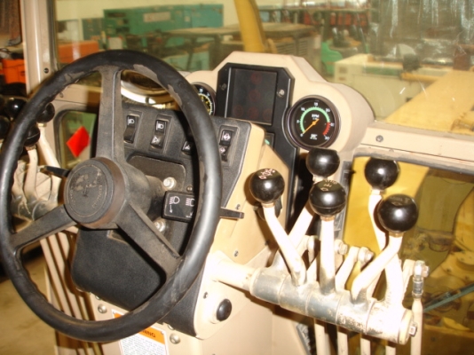 ถึงไทยแล้วครับ CAT 140H ปี 2003 Serial 2ZK08136 นำเข้าจากอเมริกา สวยมาก และไม่แพง